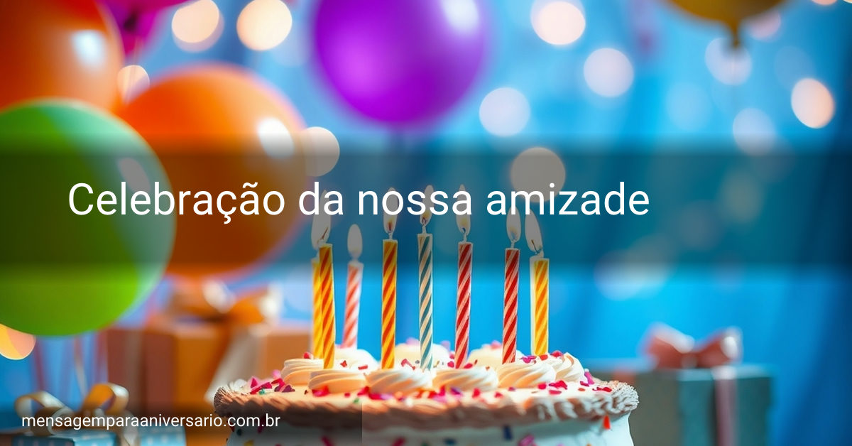 Cena festiva de aniversário com bolo decorado, balões coloridos e velas acesas.